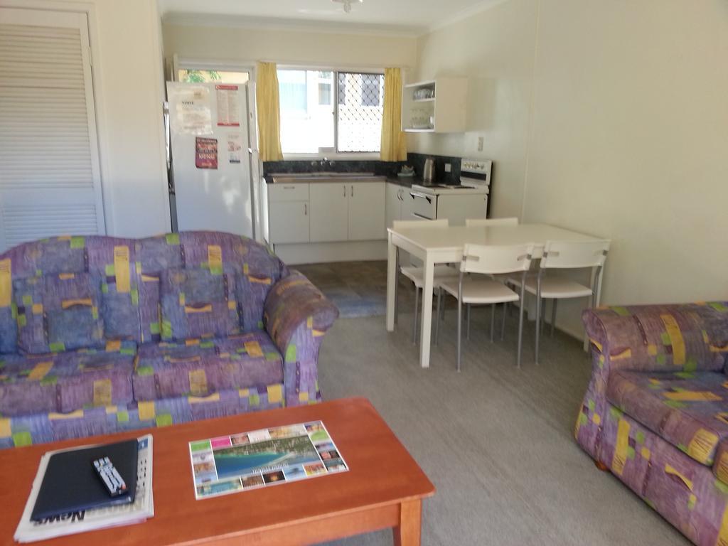 Motel Sandy Court Holiday Units Noosaville Zimmer foto
