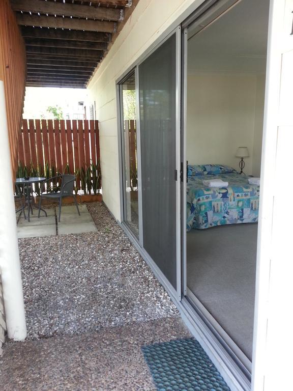Motel Sandy Court Holiday Units Noosaville Zimmer foto