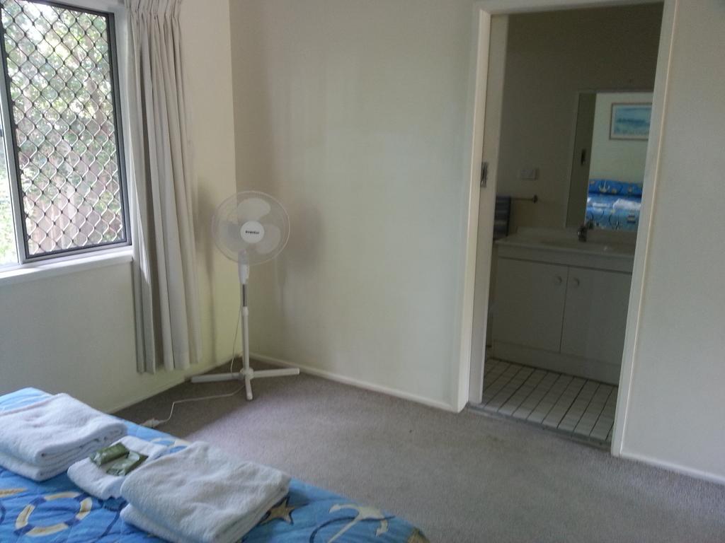 Motel Sandy Court Holiday Units Noosaville Zimmer foto